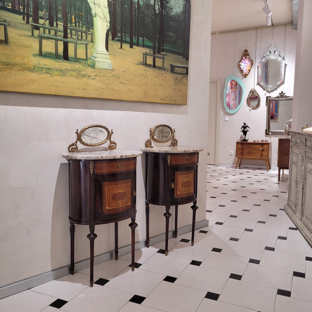 Pareja de mesitas de noche, Isabelinas, ca. 1900 - España