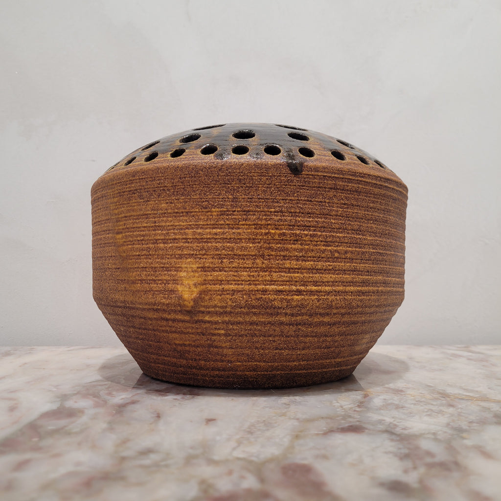 Jarrón “bouquetière” / Florero perforado, Cerámica de Accolay, 60 - 70’s – Francia