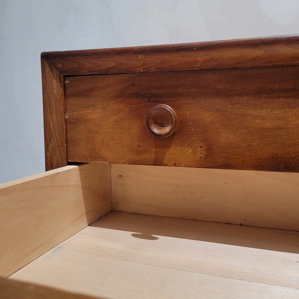 Mesita de noche, Madera de haya, Mid-century, s. XX - España