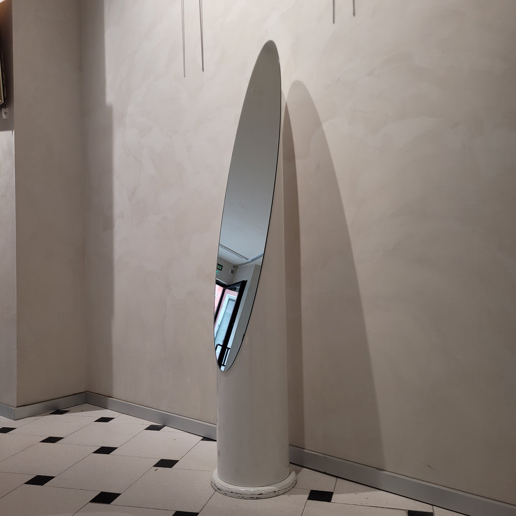Espejo de pie “Lipstick” diseño Roger Lecal, Space Age, 70’s - Francia