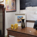 (3) Jarra / Jarrón cerámica amarilla, s. XXI – Francia