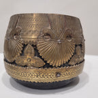 Pareja de Cuencos medidores “Sherpai / Kunke”, Madera y latón, pps. S. XX – Bengala occidental, India