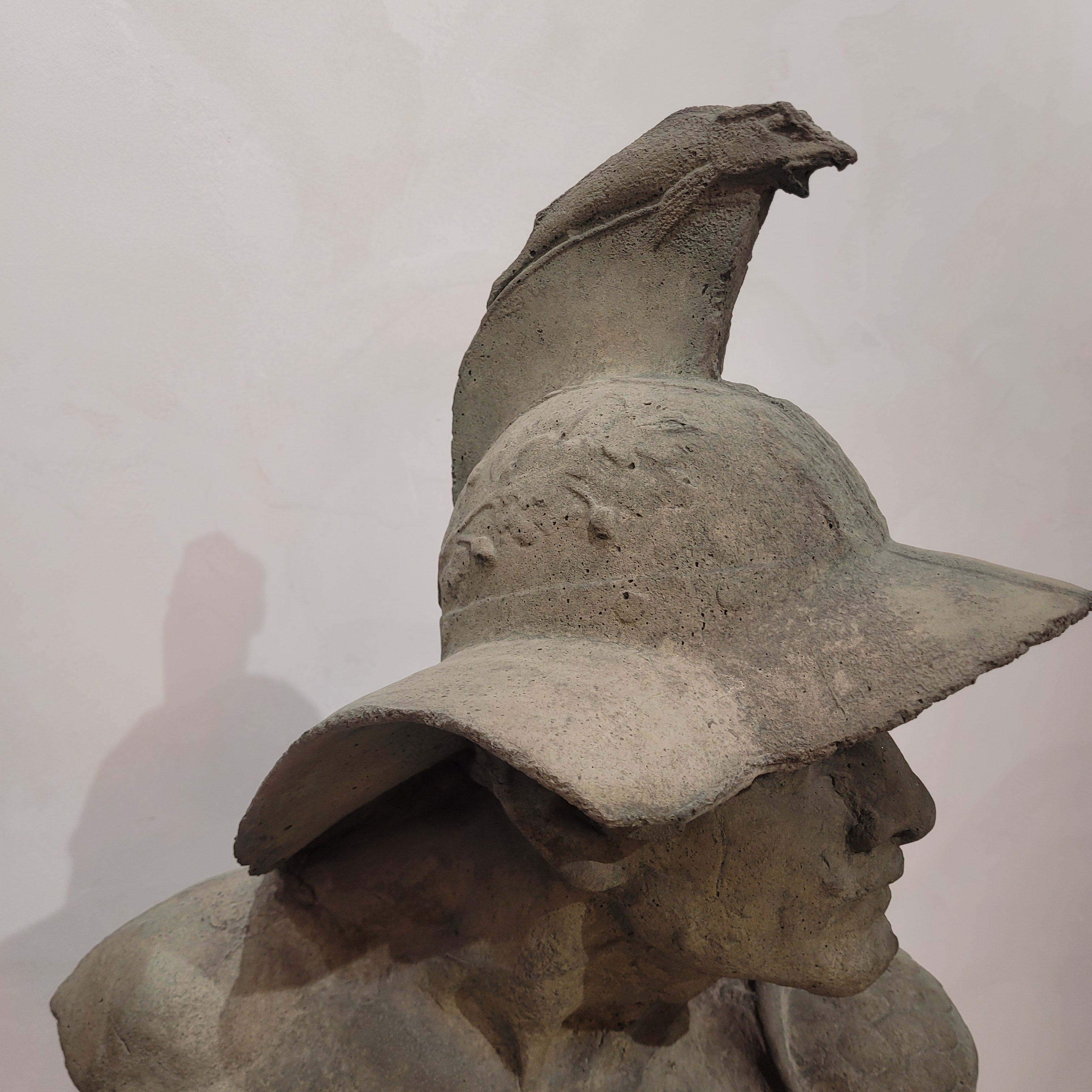 Busto de gladiador - Cemento, s. XX - Italia