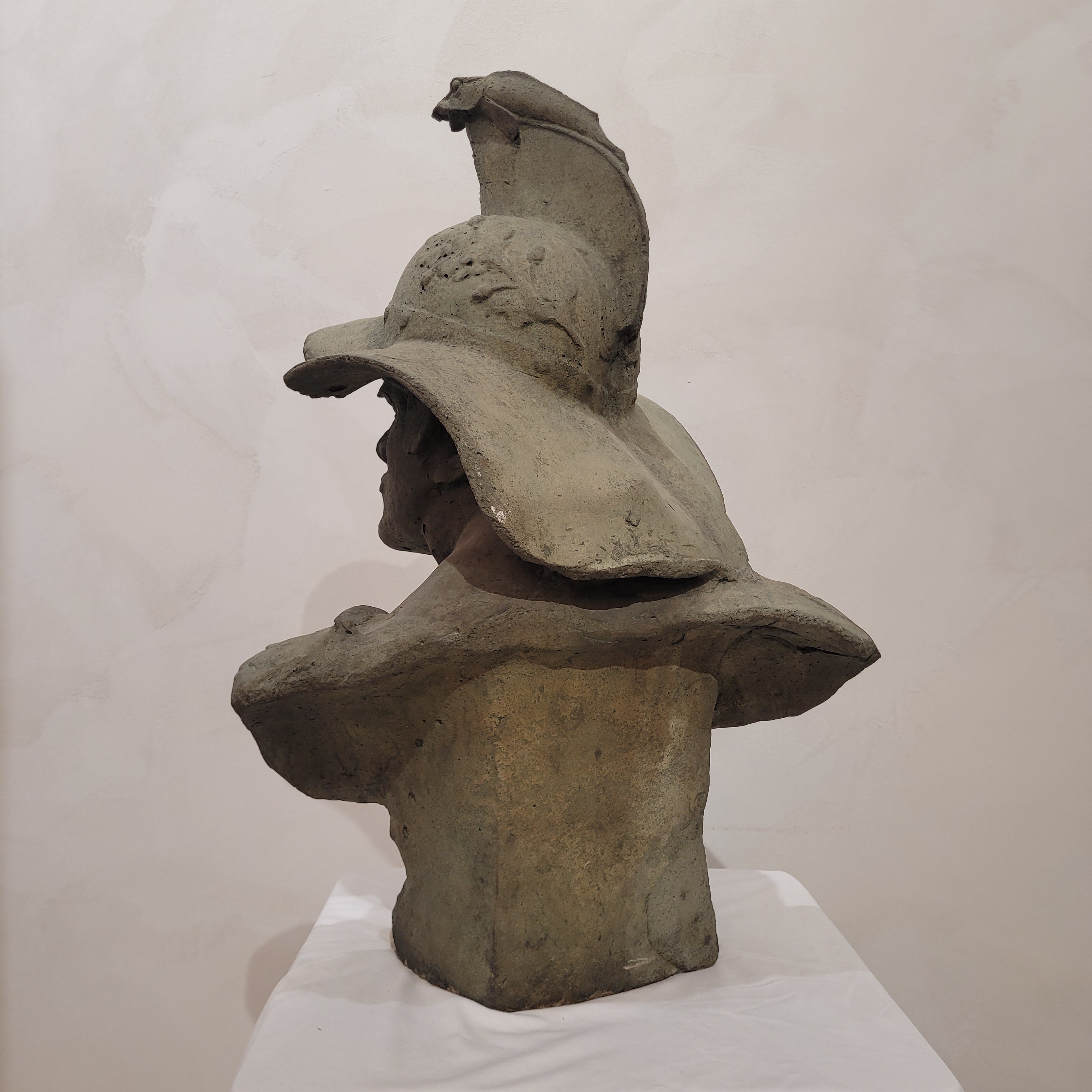 Busto de gladiador - Cemento, s. XX - Italia