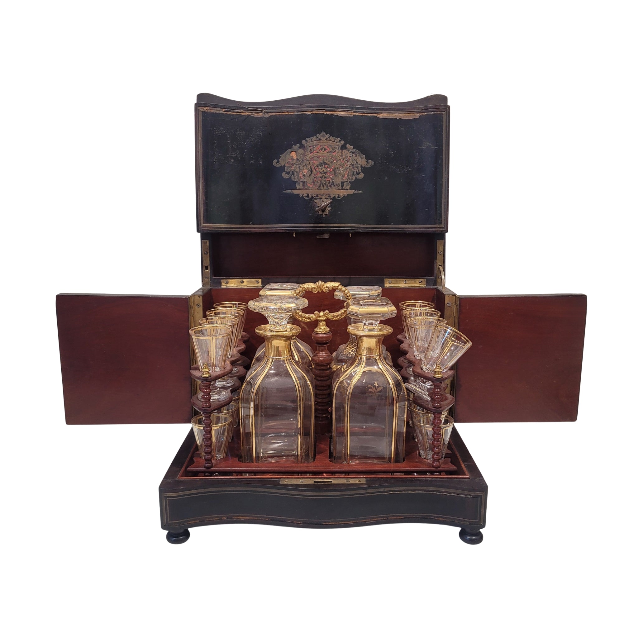 Licorera / Cave à liqueur, Madera ebonizada, ormolú y marquetería Boulle, Napoleón III, ca. 1880 – Francia