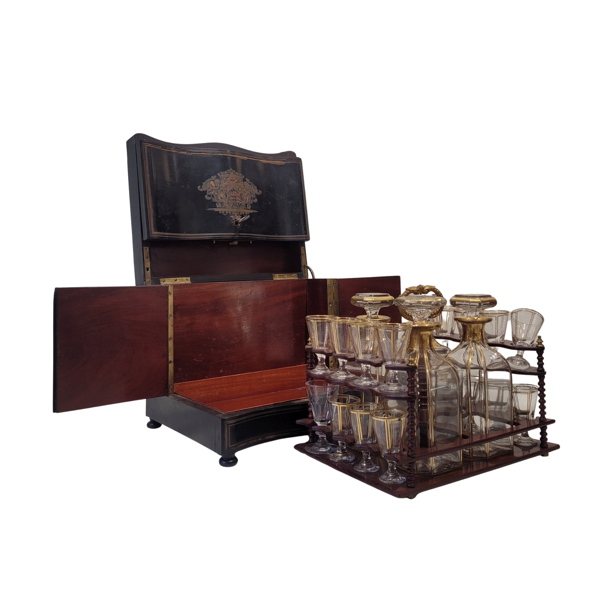 Licorera / Cave à liqueur, Madera ebonizada, ormolú y marquetería Boulle, Napoleón III, ca. 1880 – Francia