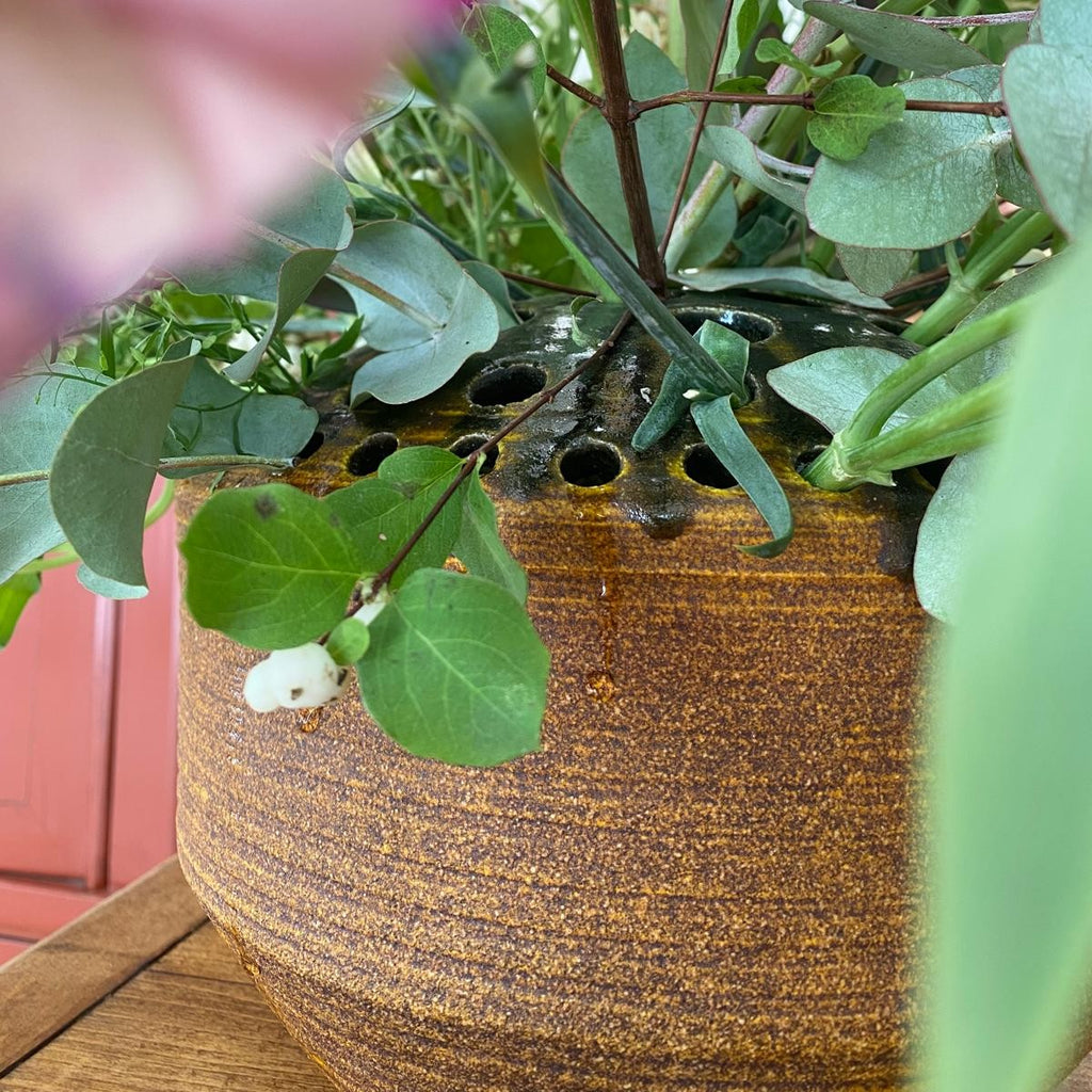 Jarrón “bouquetière” / Florero perforado, Cerámica de Accolay, 60 - 70’s – Francia