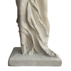 Escultura clasicista en escayola “Victoria de Samotracia”, s. XX – Francia