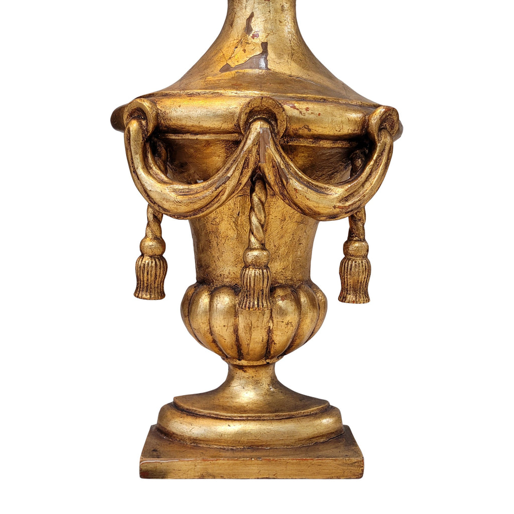 Aplique / guarnición ”Copa Medici”, Madera tallada y dorada, s. XX - España