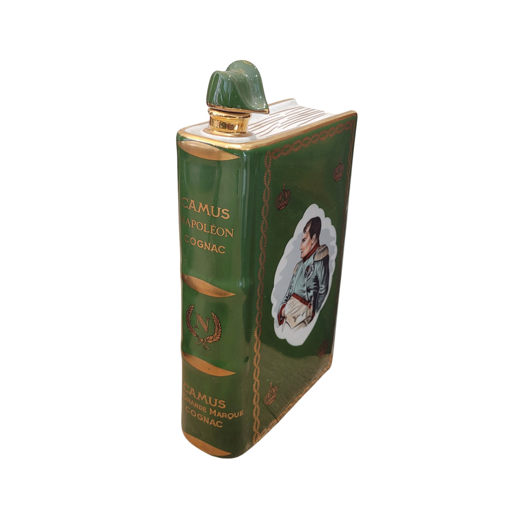 Licorera / Botella "Libro Napoleón" Cognac Camus, Porcelana de Limoges, Oro 22 kts, 1969 - Francia
