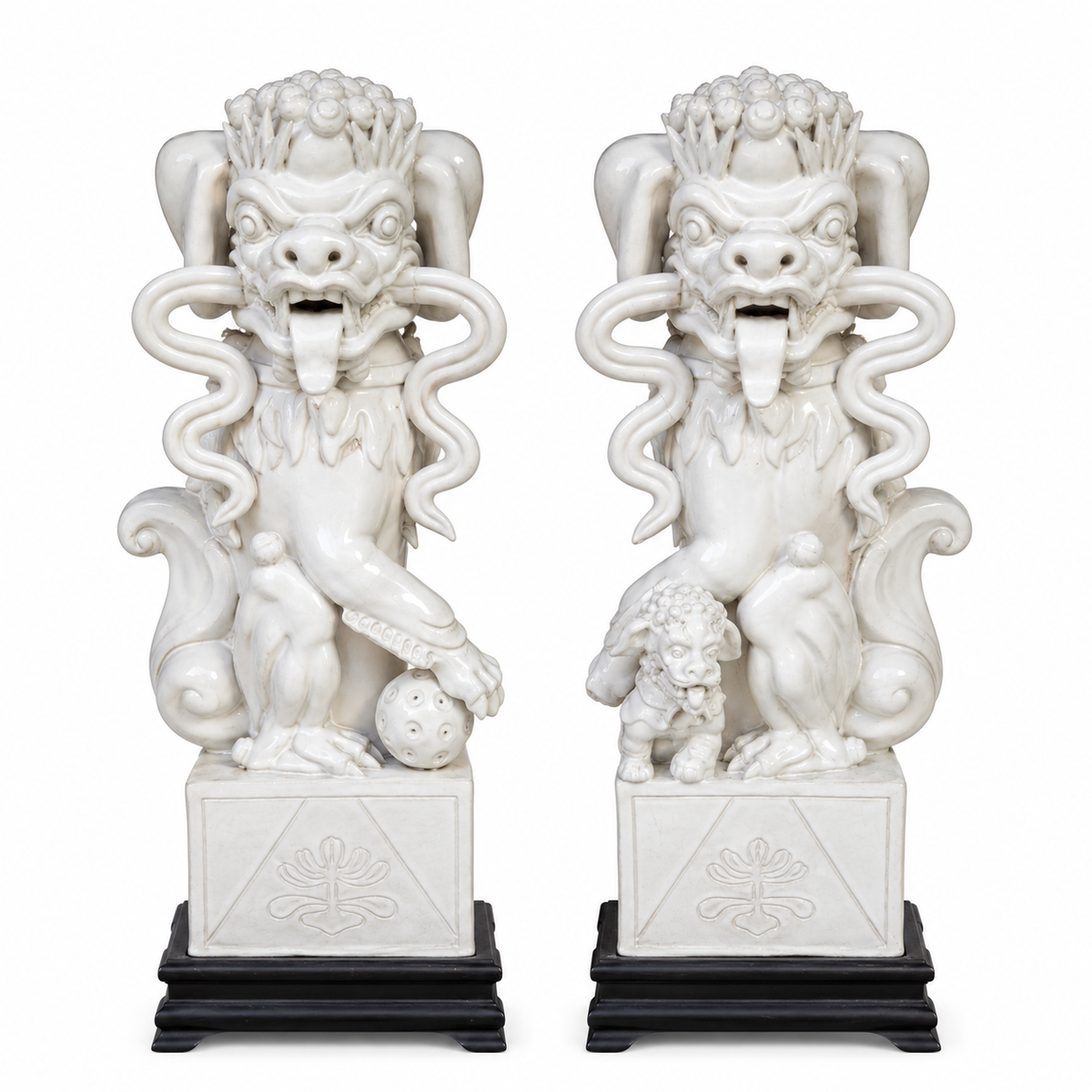 Pareja León de Foo (Fo o Shizi) Cerámica vidriada, Dinastía Qing, s. XIX - China